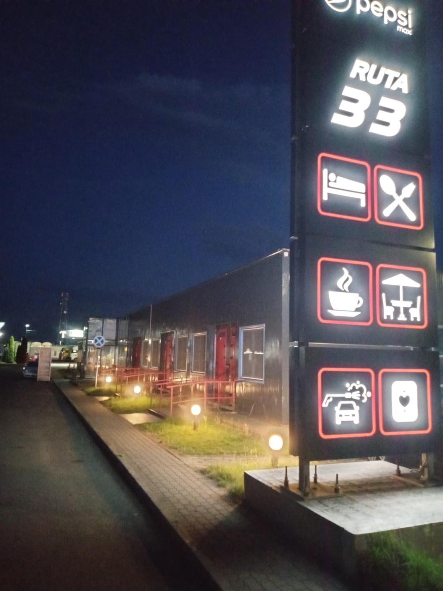 Motel Ruta 33 アラド エクステリア 写真